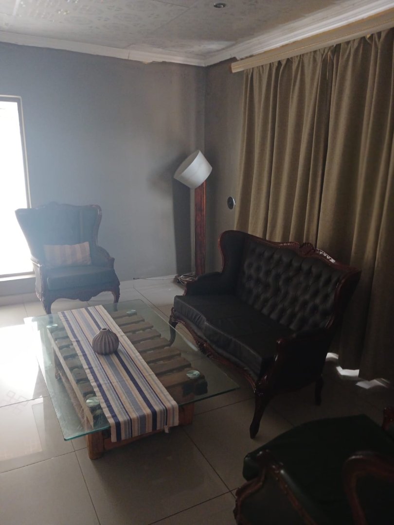4 Bedroom Property for Sale in Lotus Gardens Gauteng