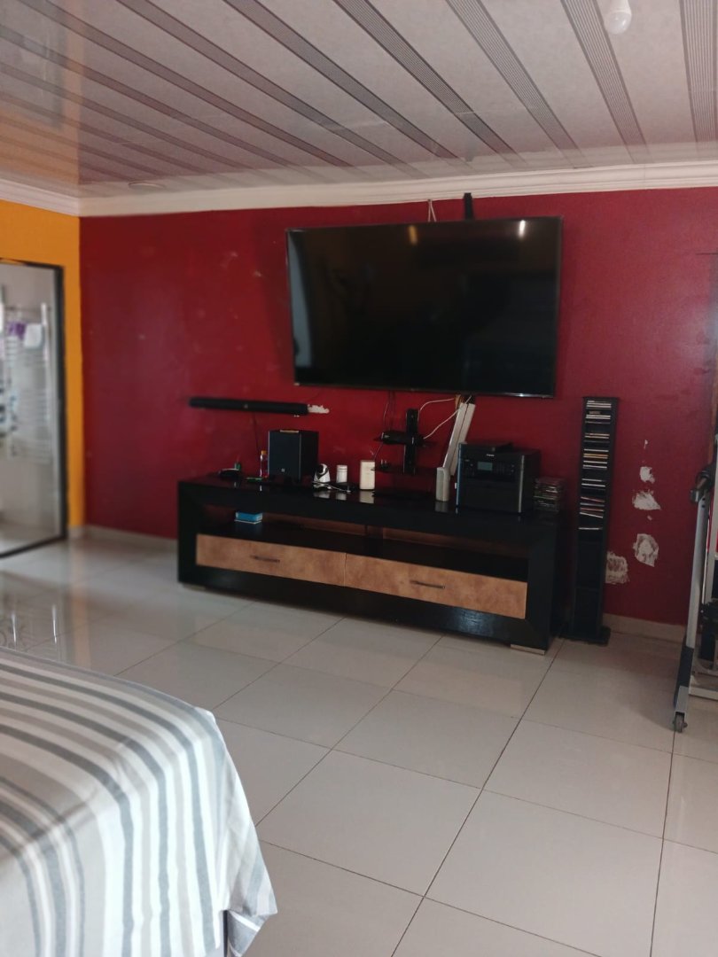 4 Bedroom Property for Sale in Lotus Gardens Gauteng