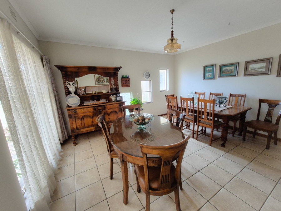 5 Bedroom Property for Sale in Northdene Gauteng