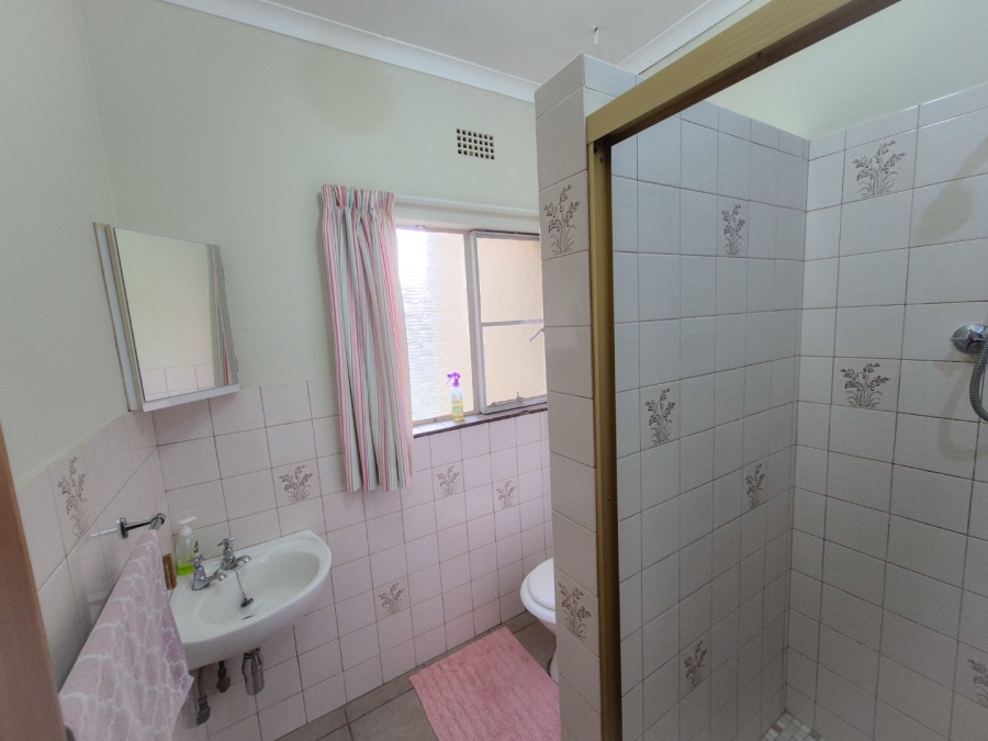 5 Bedroom Property for Sale in Northdene Gauteng