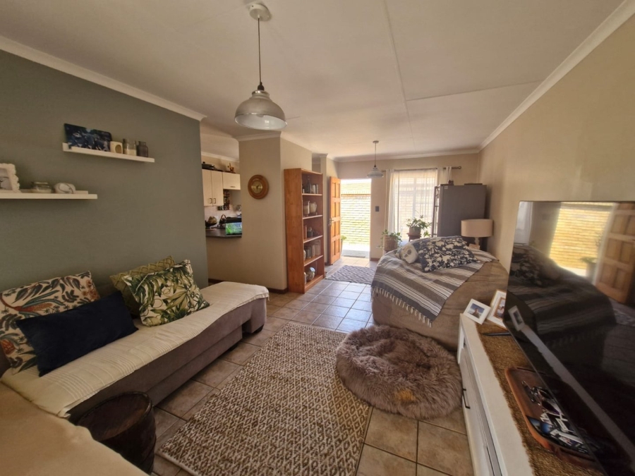 2 Bedroom Property for Sale in Sinoville Gauteng
