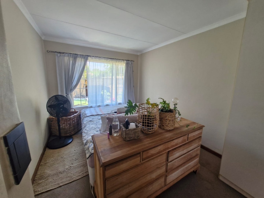 2 Bedroom Property for Sale in Sinoville Gauteng