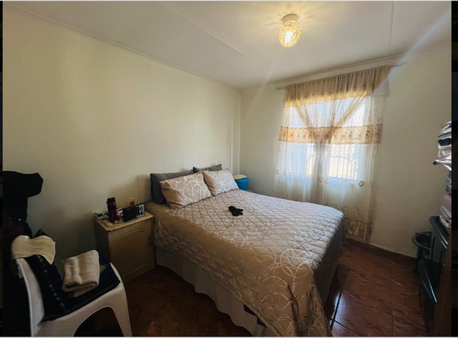 2 Bedroom Property for Sale in Lotus Gardens Gauteng