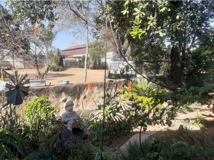  Bedroom Property for Sale in Eastleigh Gauteng