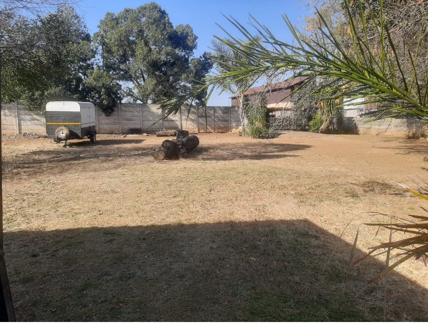  Bedroom Property for Sale in Eastleigh Gauteng