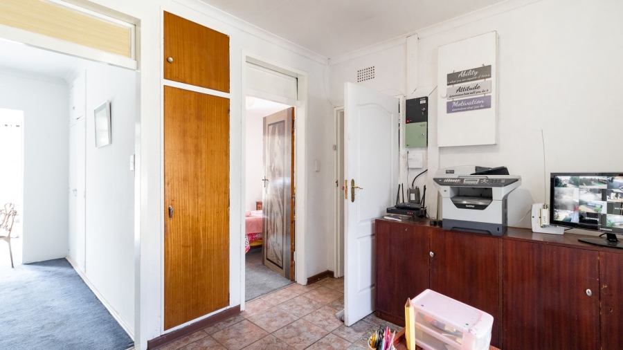 3 Bedroom Property for Sale in Van Riebeeck Park Gauteng