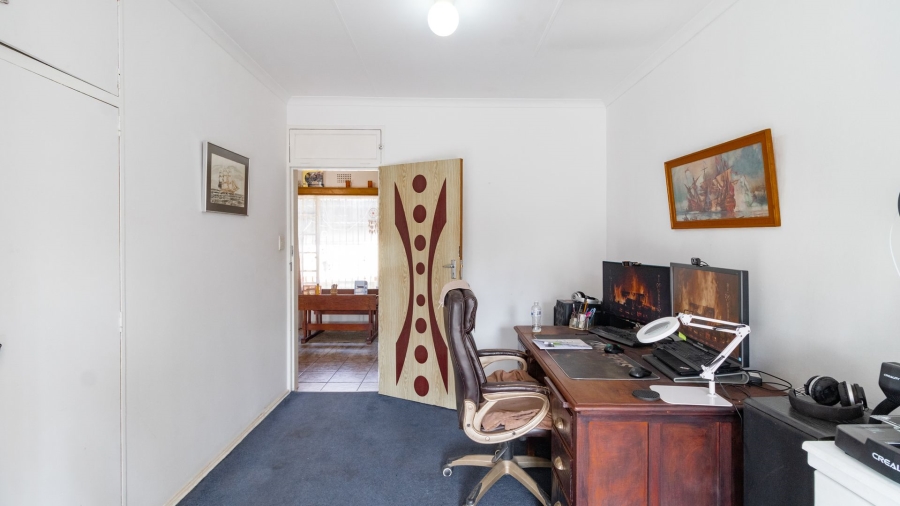 3 Bedroom Property for Sale in Van Riebeeck Park Gauteng