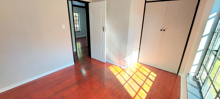 6 Bedroom Property for Sale in Freeway Park Gauteng