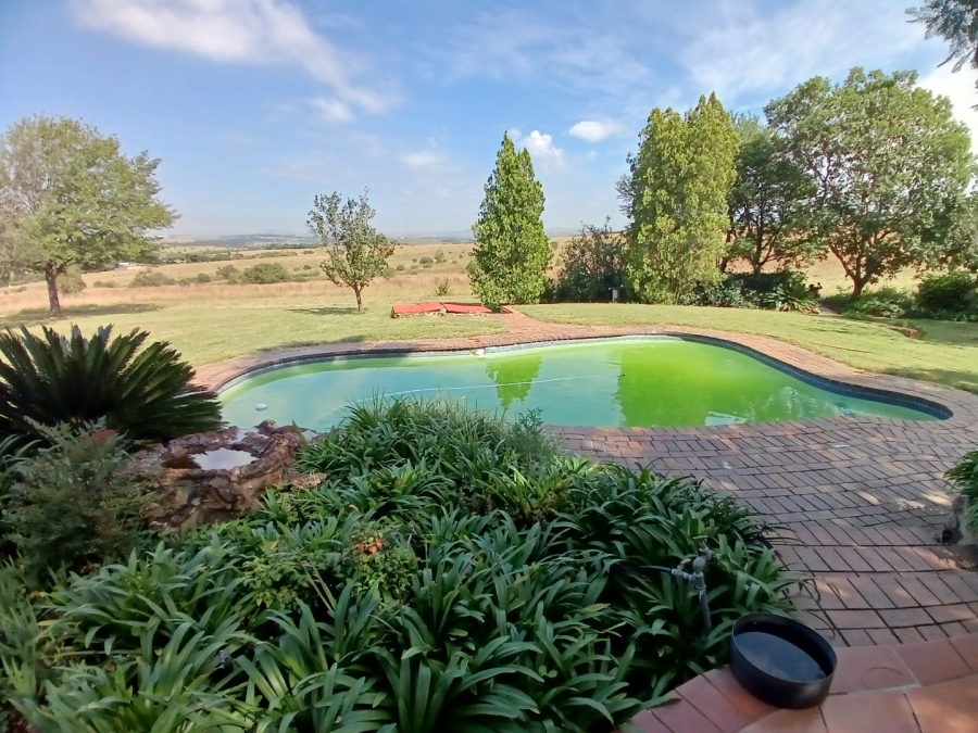  Bedroom Property for Sale in Rietfontein Gauteng