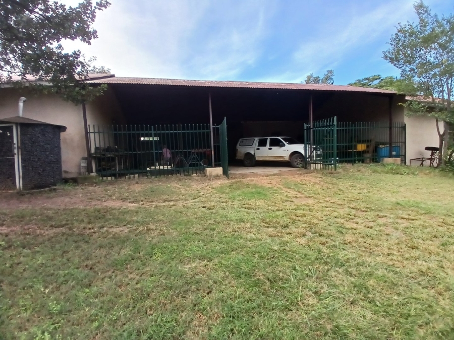  Bedroom Property for Sale in Rietfontein Gauteng