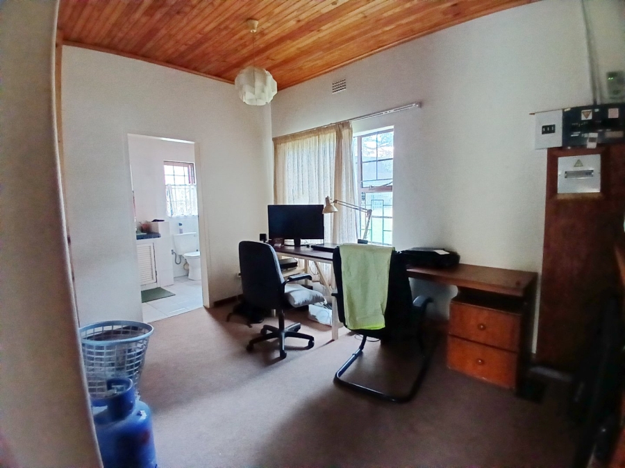  Bedroom Property for Sale in Rietfontein Gauteng