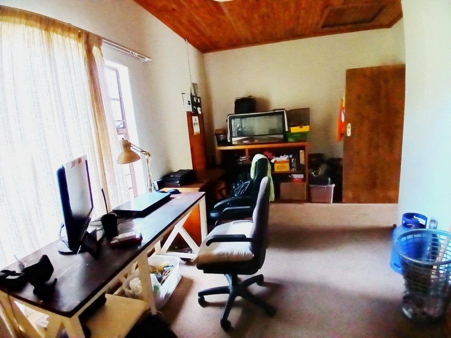  Bedroom Property for Sale in Rietfontein Gauteng