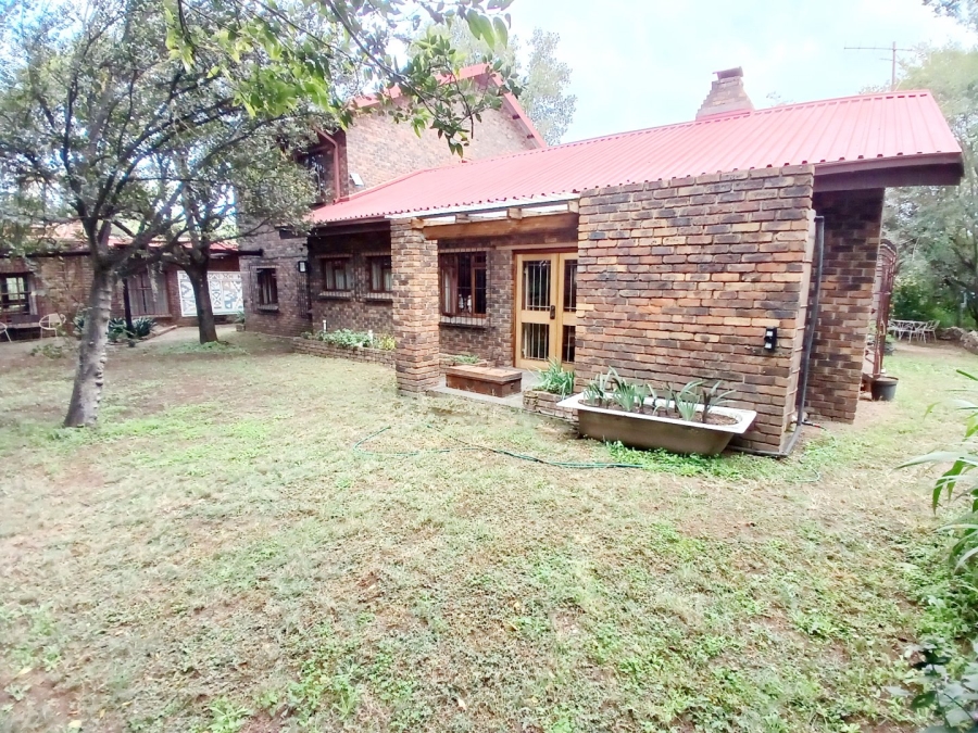  Bedroom Property for Sale in Rietfontein Gauteng