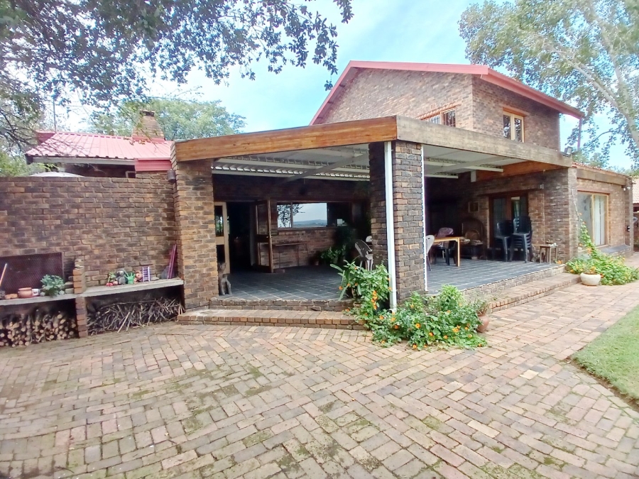  Bedroom Property for Sale in Rietfontein Gauteng