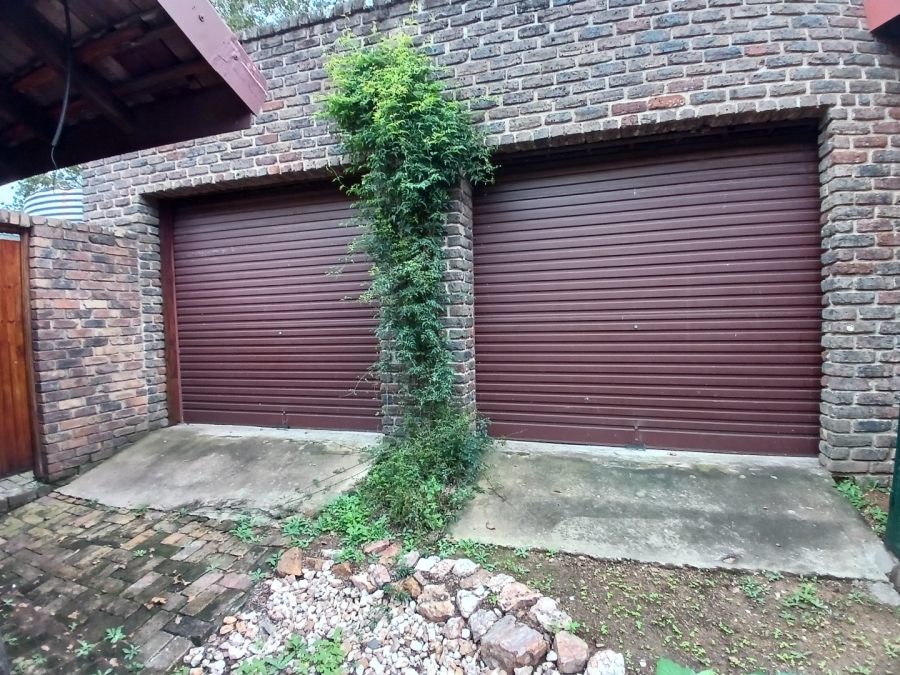  Bedroom Property for Sale in Rietfontein Gauteng