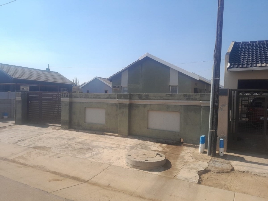 2 Bedroom Property for Sale in Savanna City Gauteng