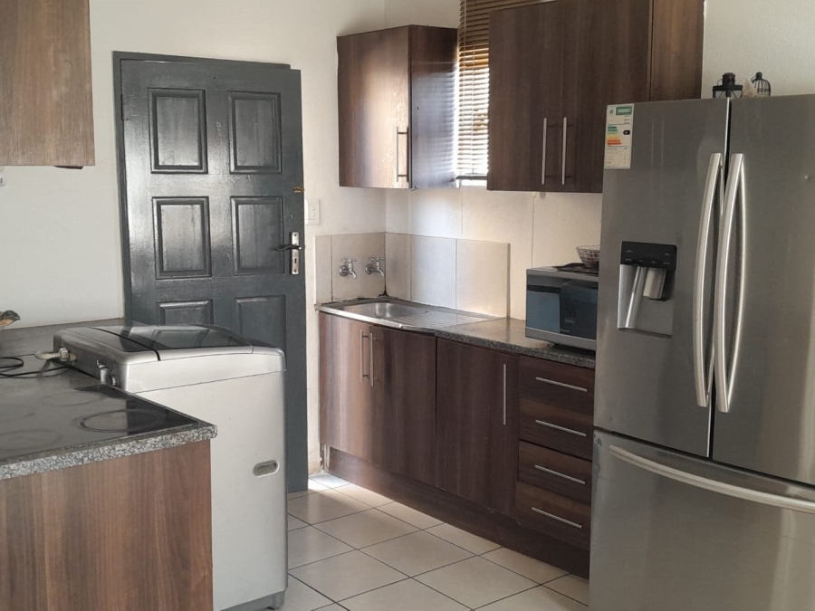 2 Bedroom Property for Sale in Savanna City Gauteng