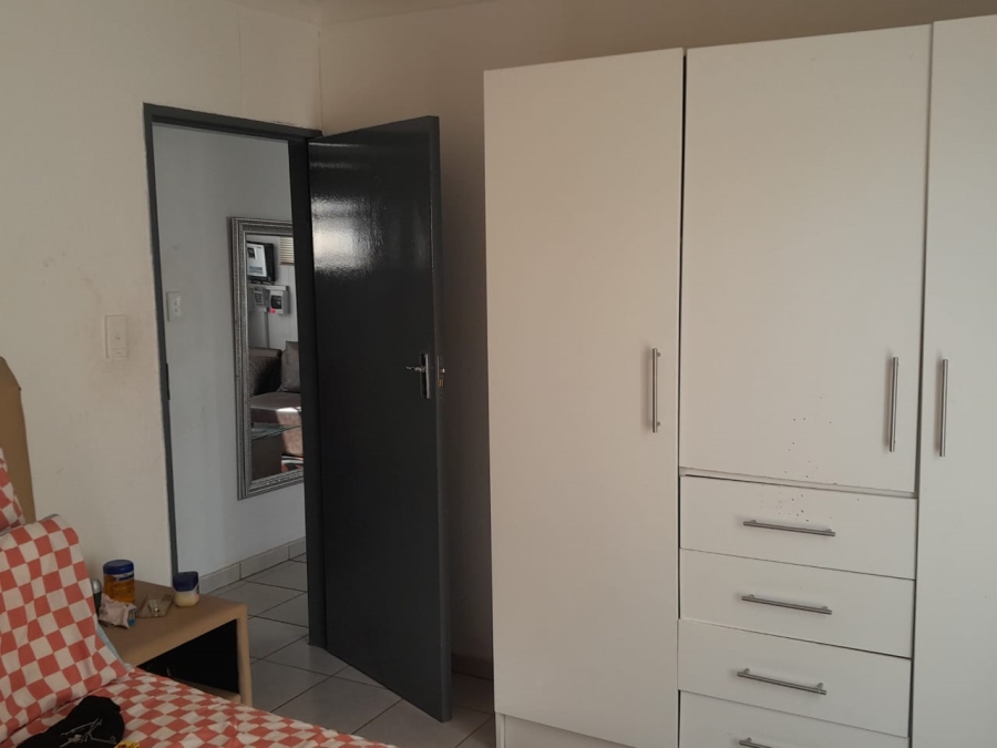 2 Bedroom Property for Sale in Savanna City Gauteng