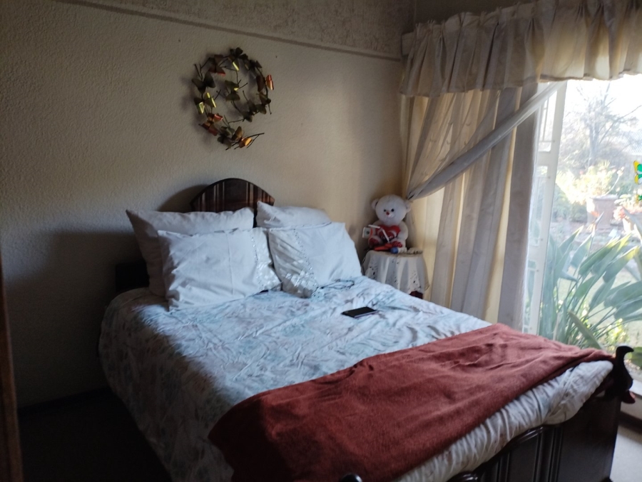 3 Bedroom Property for Sale in Strubenvale Gauteng