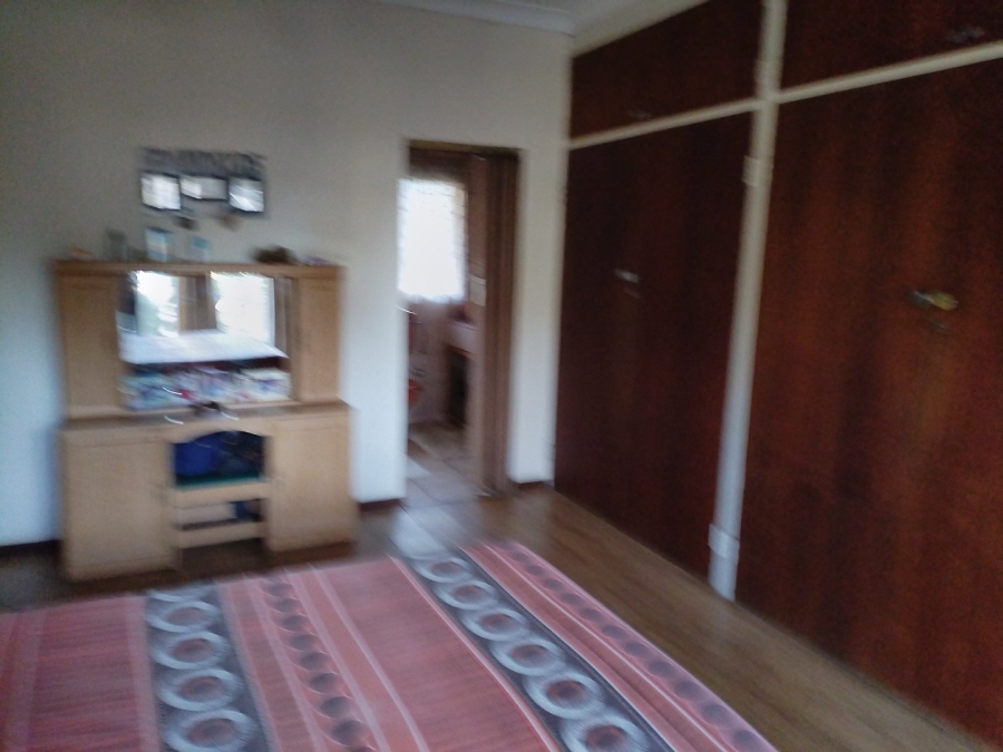 3 Bedroom Property for Sale in Strubenvale Gauteng