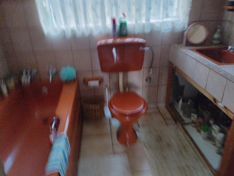 3 Bedroom Property for Sale in Strubenvale Gauteng