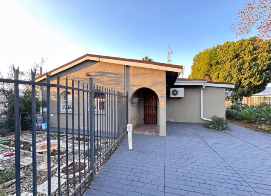 3 Bedroom Property for Sale in Rietfontein Gauteng