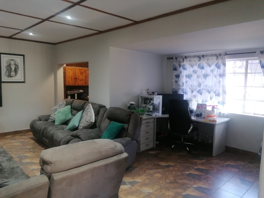3 Bedroom Property for Sale in Rietfontein Gauteng
