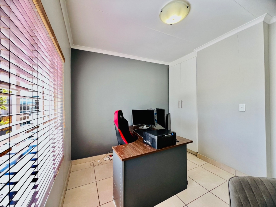 To Let 3 Bedroom Property for Rent in Hazeldean Gauteng