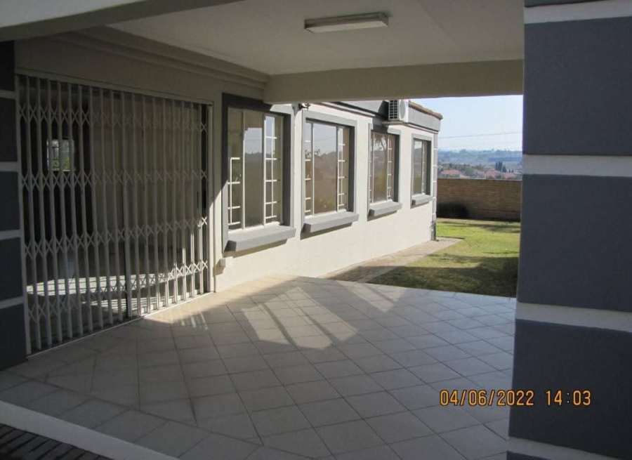 To Let 3 Bedroom Property for Rent in Thatchfield Manor Gauteng