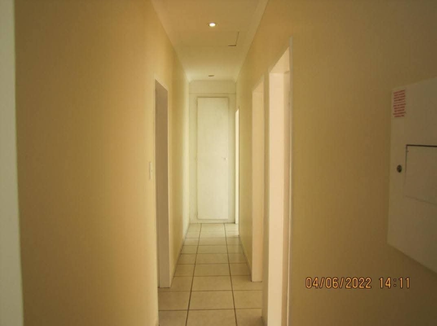 To Let 3 Bedroom Property for Rent in Thatchfield Manor Gauteng