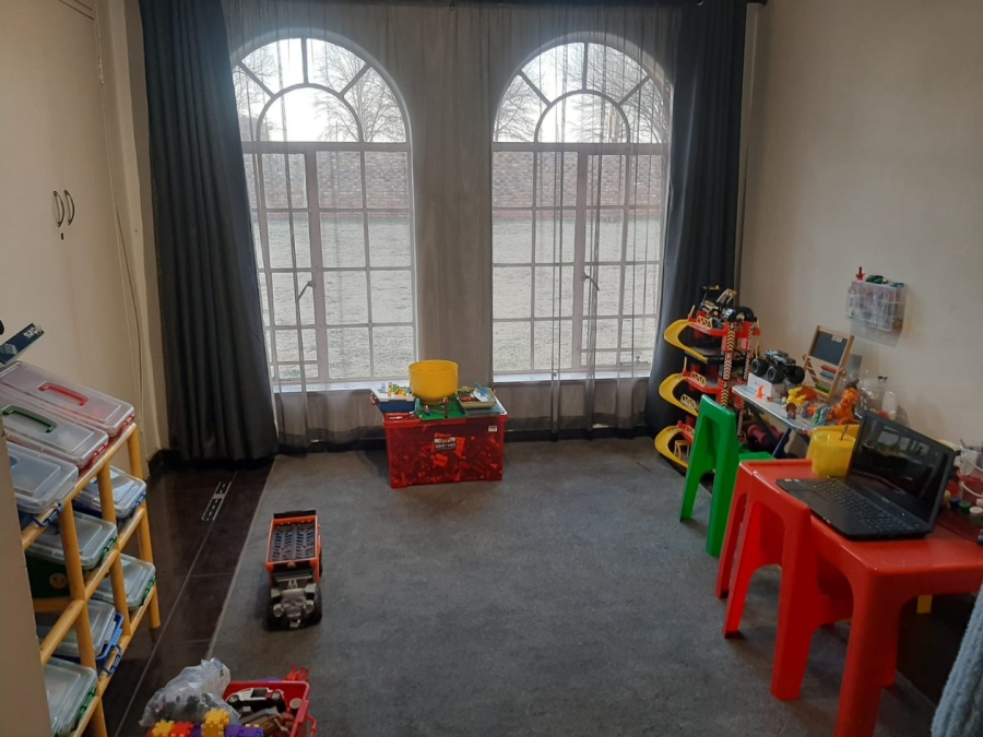4 Bedroom Property for Sale in Dalpark Proper Gauteng