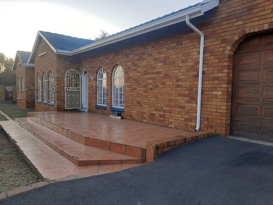 4 Bedroom Property for Sale in Dalpark Proper Gauteng