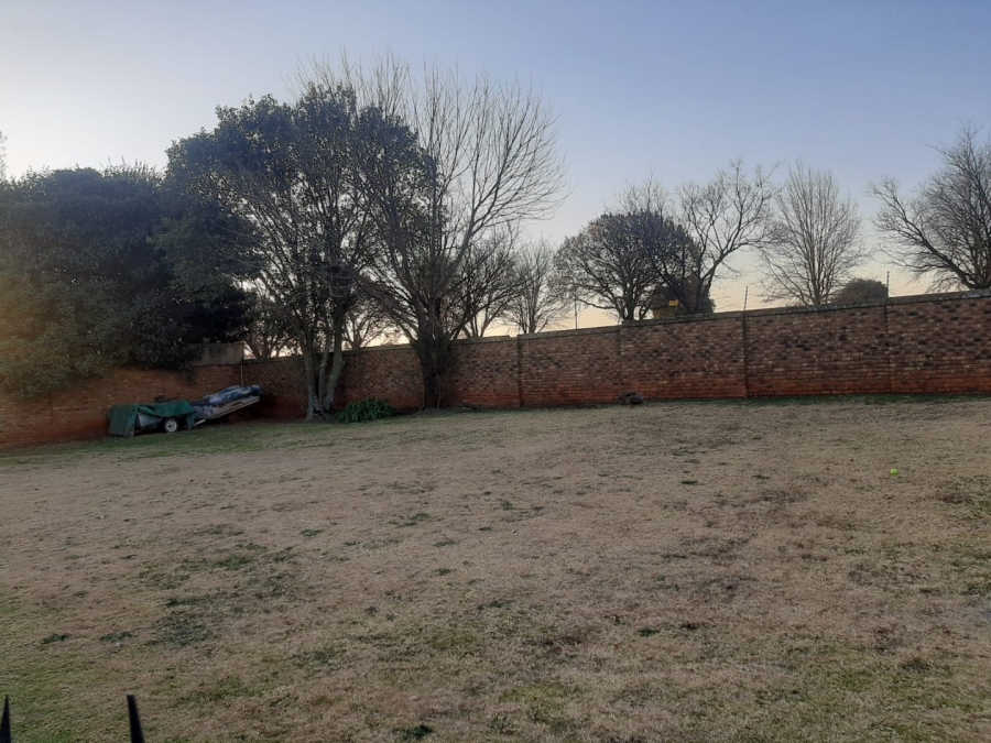 4 Bedroom Property for Sale in Dalpark Proper Gauteng