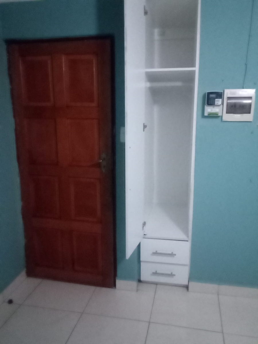 To Let 1 Bedroom Property for Rent in Dawn Park Gauteng