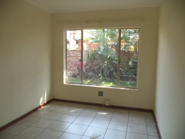 To Let 2 Bedroom Property for Rent in The Orchards Gauteng