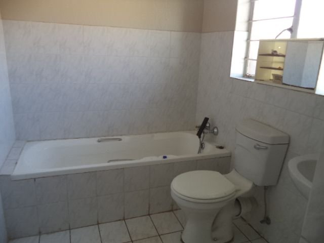To Let 2 Bedroom Property for Rent in The Orchards Gauteng