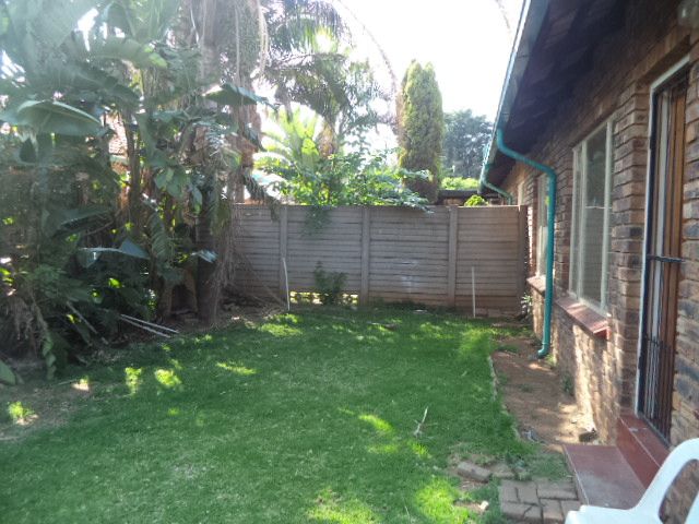 To Let 2 Bedroom Property for Rent in The Orchards Gauteng