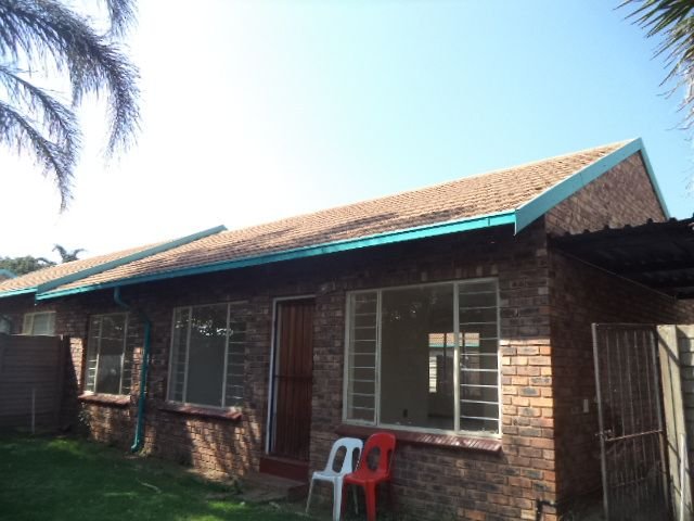 To Let 2 Bedroom Property for Rent in The Orchards Gauteng