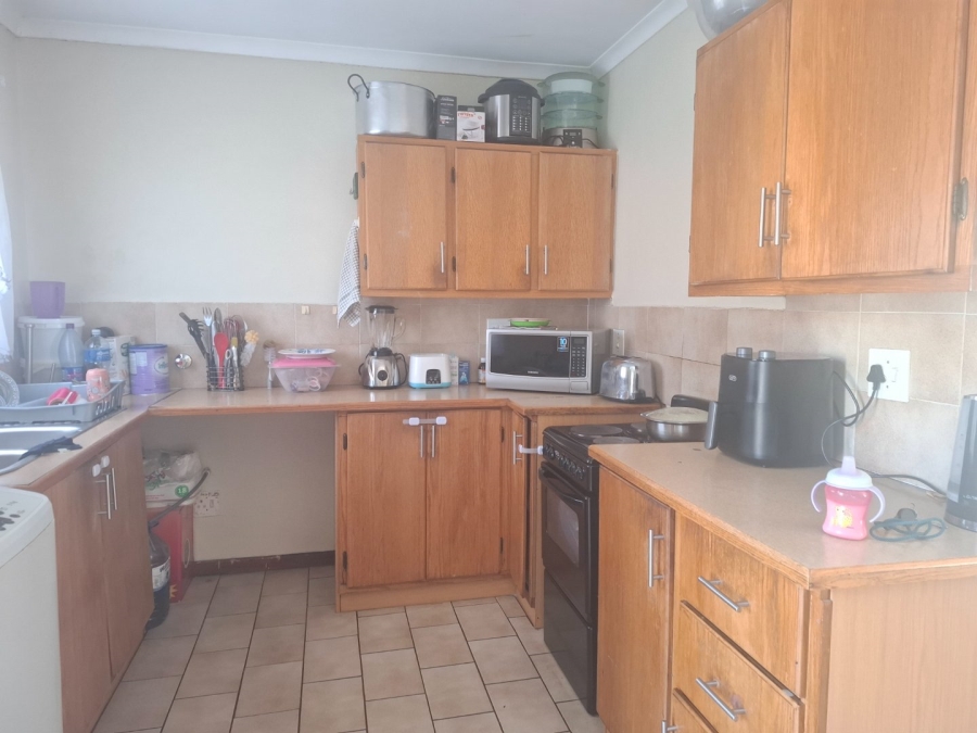 To Let 2 Bedroom Property for Rent in The Orchards Gauteng
