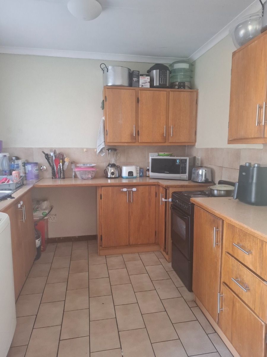 To Let 2 Bedroom Property for Rent in The Orchards Gauteng