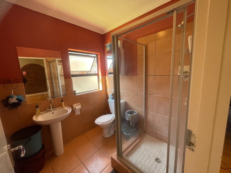 To Let 2 Bedroom Property for Rent in Auckland Park Gauteng
