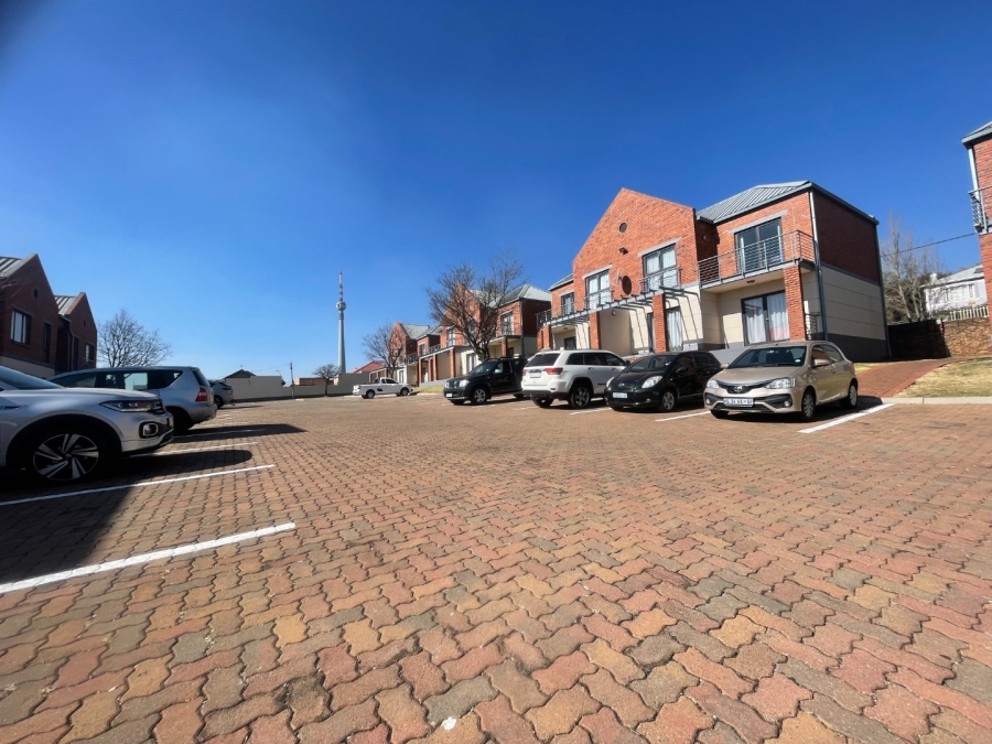 To Let 2 Bedroom Property for Rent in Auckland Park Gauteng