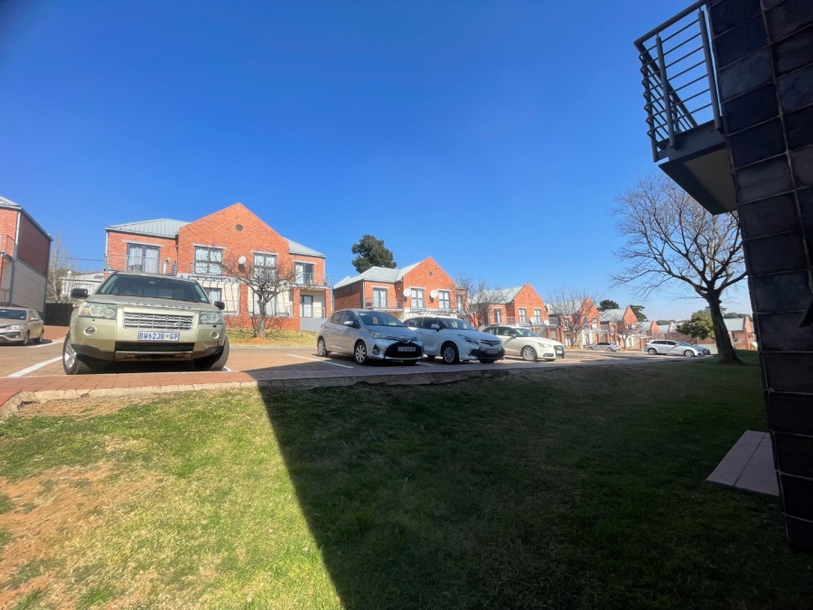 To Let 2 Bedroom Property for Rent in Auckland Park Gauteng