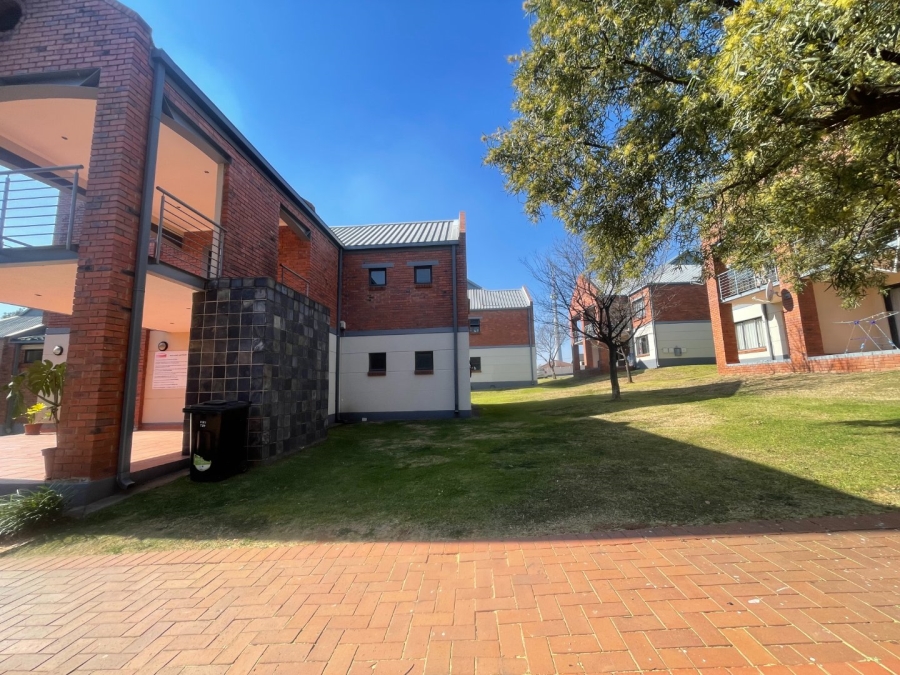 To Let 2 Bedroom Property for Rent in Auckland Park Gauteng