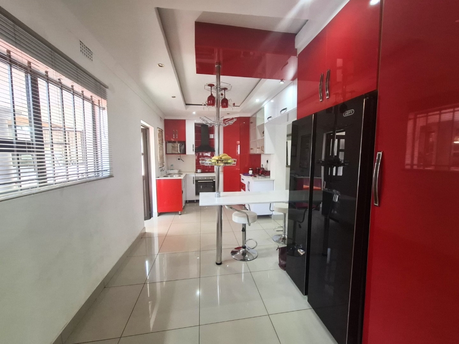 3 Bedroom Property for Sale in Woodmere Gauteng