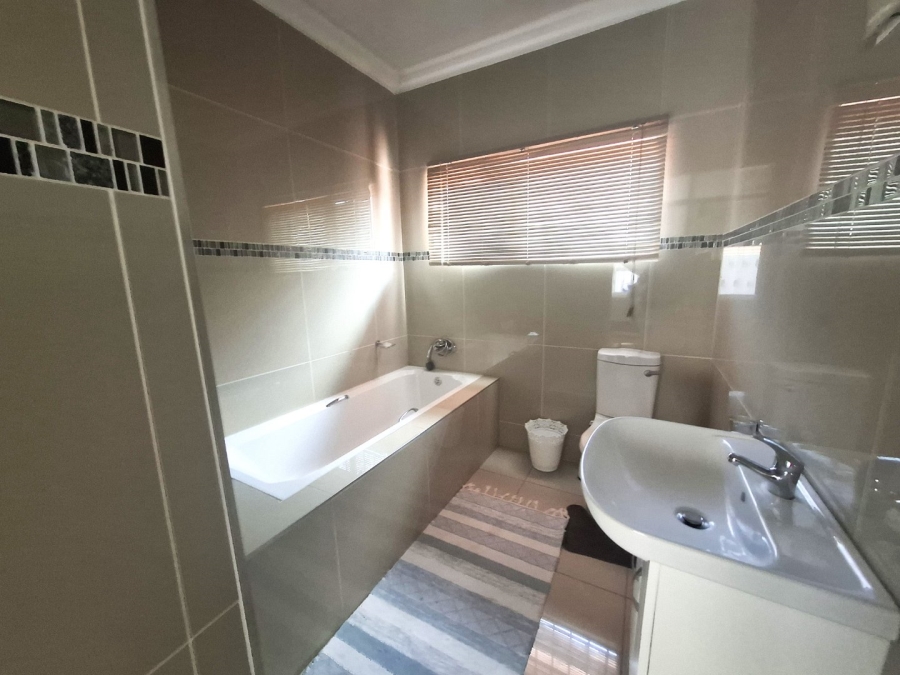 3 Bedroom Property for Sale in Woodmere Gauteng