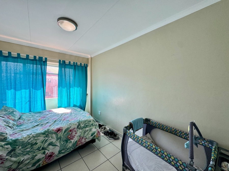 1 Bedroom Property for Sale in Die Hoewes Gauteng