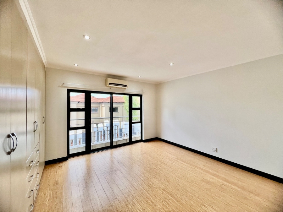 4 Bedroom Property for Sale in Silver Lakes Gauteng