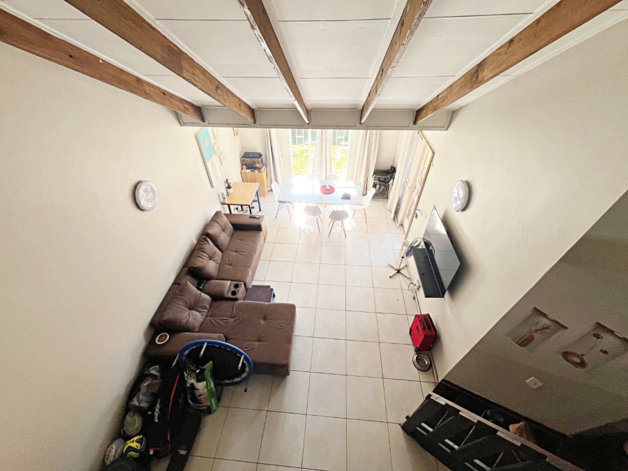4 Bedroom Property for Sale in Eldoraigne Gauteng