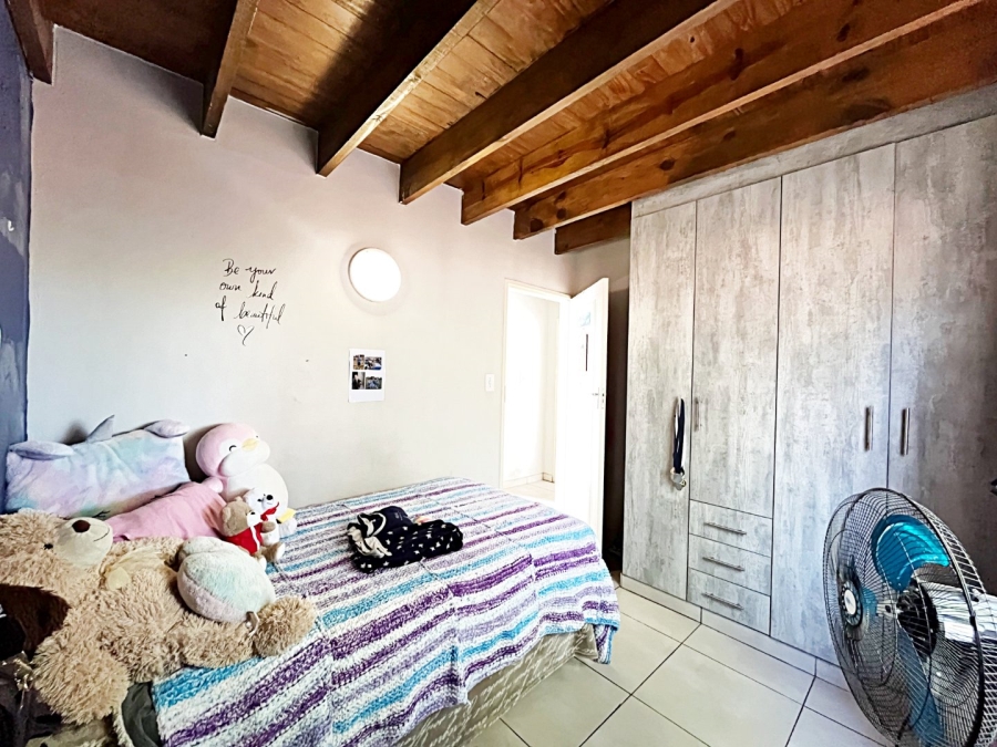 4 Bedroom Property for Sale in Eldoraigne Gauteng